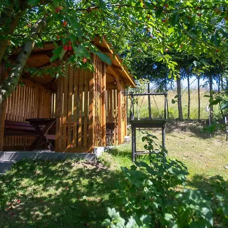 W Rozach Farmház